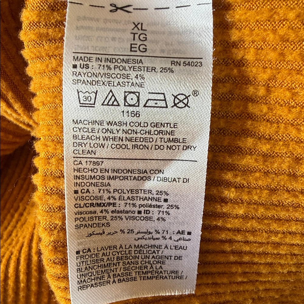 Old Navy Ribbed Knit Top in Burnt Orange - Picture 7 of 7